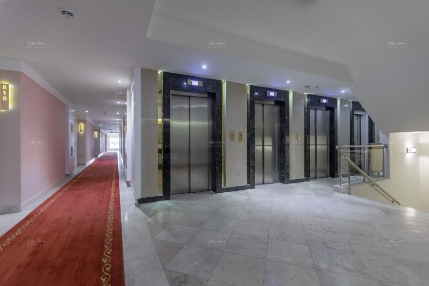 آسانسور طبقات هتل اترک مشهد